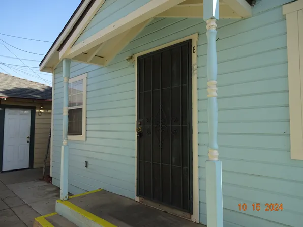 321 N 8th St #E, Santa Paula, CA 93060