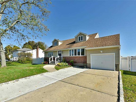 3rd image of 160 Sunset Ave