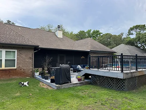 60 Hampton Cir Photo 1
