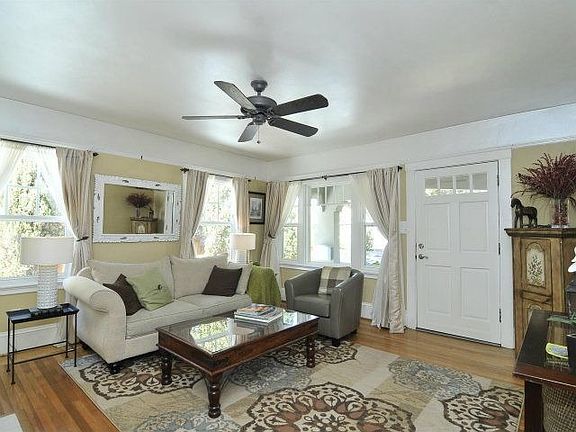 5th image of 272 Hudson St