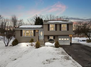 110 Longdale Dr, Liverpool, NY 13090