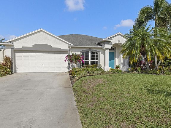 2nd image of 4312 SW Elaine Court