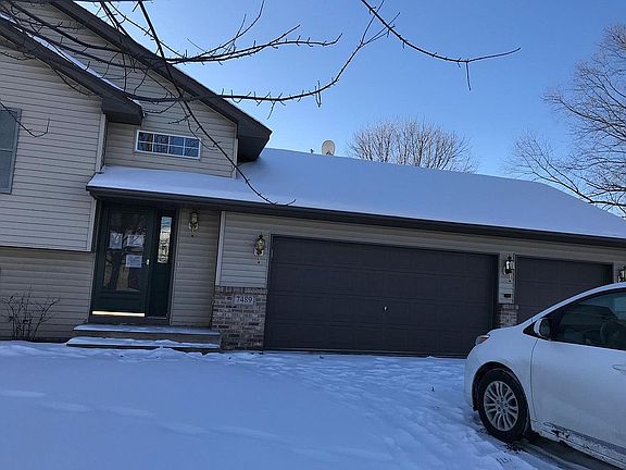 3rd image of 7489 Wellington Dr