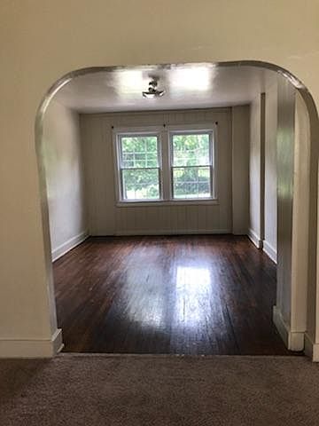 1st image of 503 Lake St