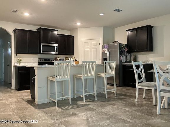 2nd image of 600 Forest Trace Cir