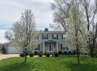 9 White Oak Dr, Saint Peters, MO 63376