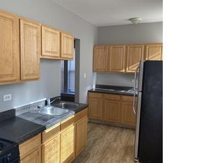 1743 E 78th St #2, Chicago, IL 60649