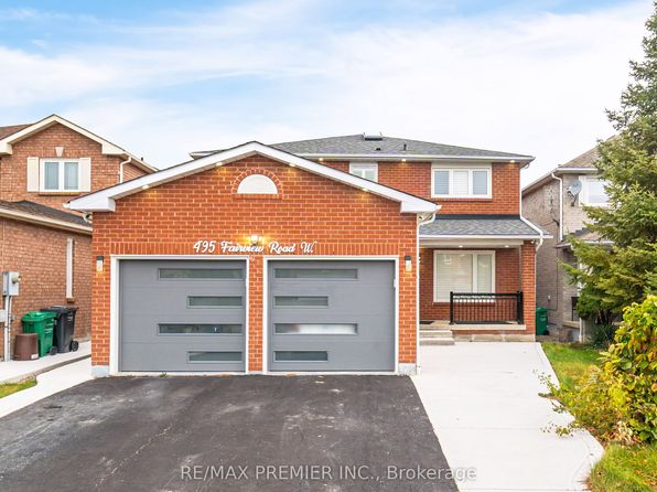 495 Fairview Rd W, Mississauga, ON L5B 3W7
