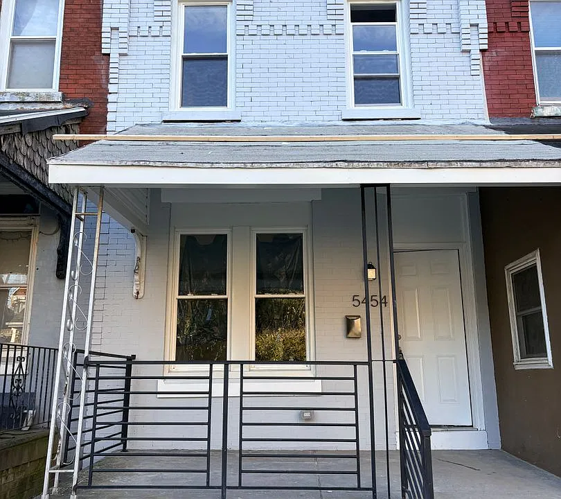 5454 Stewart St