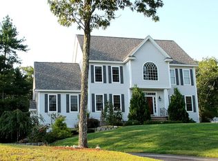 35 Bear Hill Rd, Windham, NH 03087