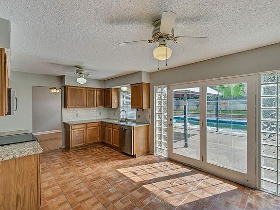 5th image of 3720 Windsong Ln