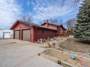 27125 475th Ave, Harrisburg, SD 57032