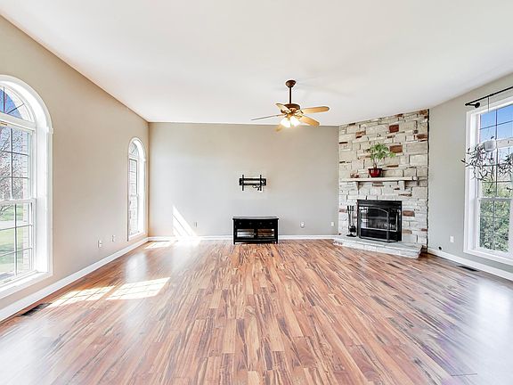 5th image of 766 Wigeon Ct