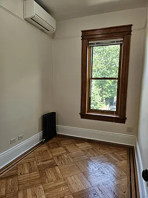 Rented by Compass | media 10