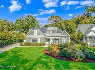 504 Lake Shore Dr, Sunset Beach, NC 28468