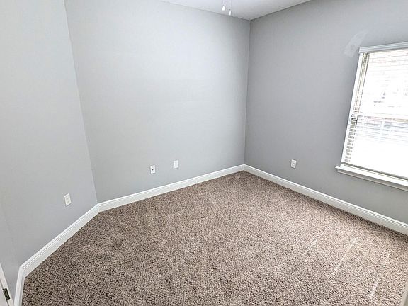 4th image of 1759 Brantley Dr