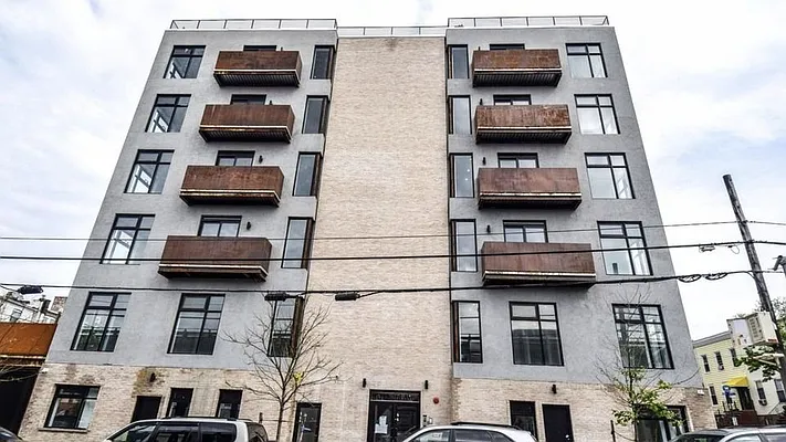 Rented by Nooklyn NYC LLC | media 28