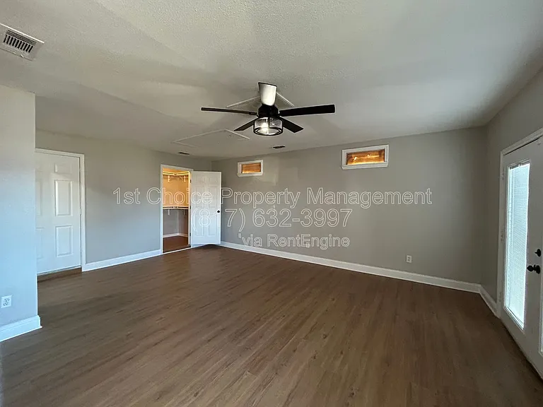 5929 Gayle Dr — Photo 15