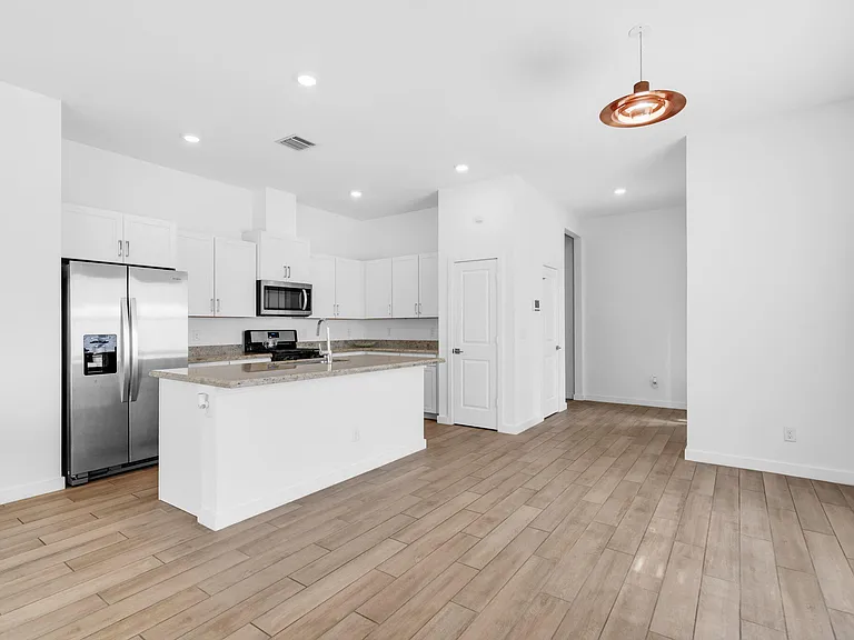 19742 Weathervane Way — Photo 11