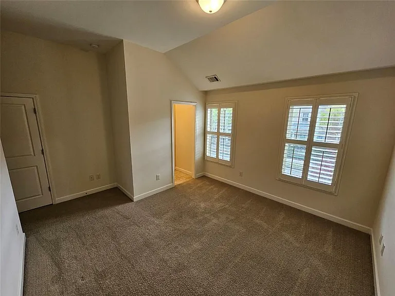 2104 McFarlin Ln — Photo 22