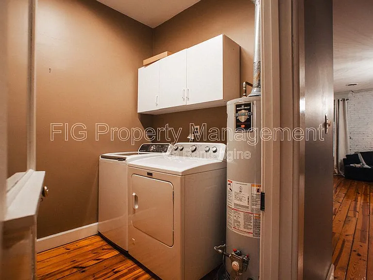 415 W Depot Ave — Photo 22