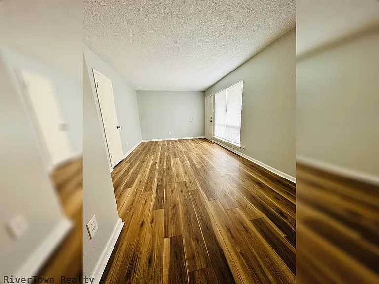 155 Clark Pl — Photo 9