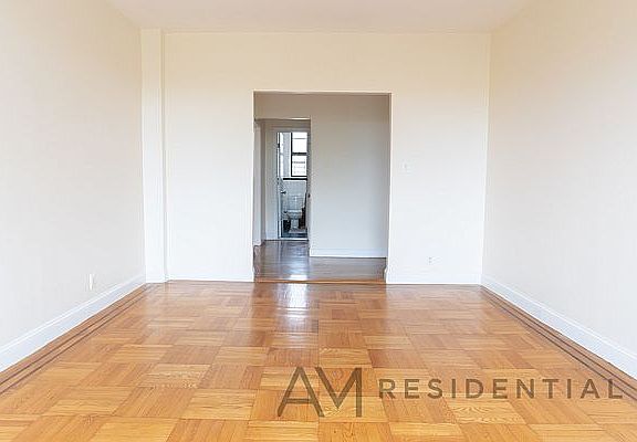 2nd image of 31 Ocean Pkwy #65
