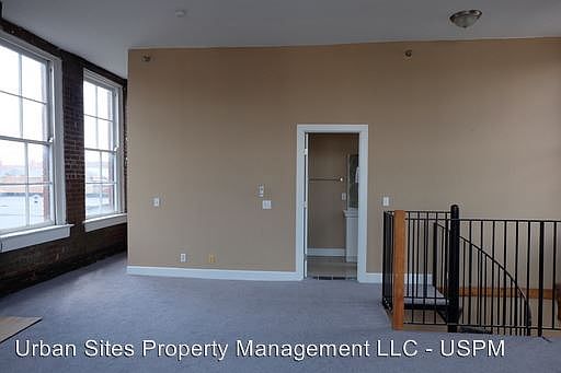 4th image of 1227 Jackson St APT 414