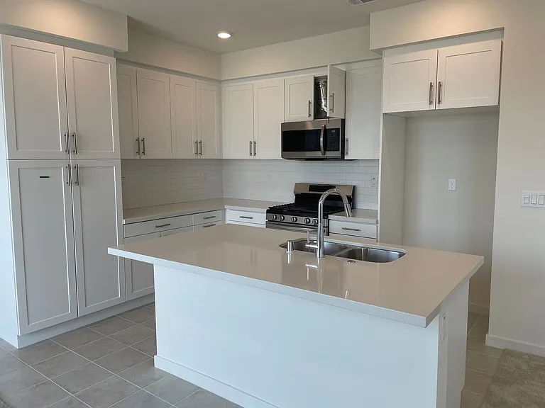 3620 S Allston Paseo #11 — Photo 2