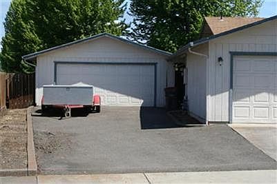 2nd image of 2389 Silver Palm Dr