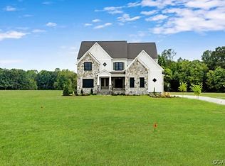 8312 Mount Eagle Rd, Ashland, VA 23005