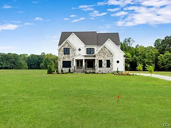 8312 Mount Eagle Rd, Ashland, VA 23005