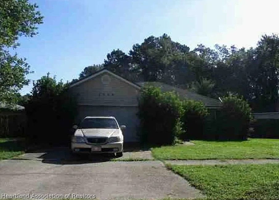 1st image of 7659 Invermere Blvd