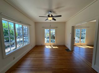 430 41st St #1, Oakland, CA 94609