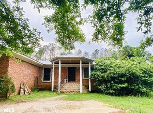 21213 Lawrence Rd, Fairhope, AL 36532