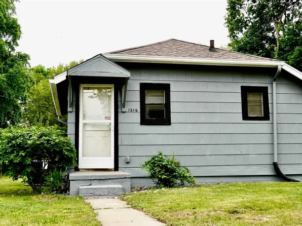 1216 Hester St, Elkhart, IN 46516