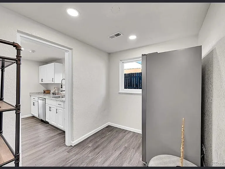 3984 N Cook St — Photo 5