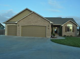 436 S Clear Creek Ct, Clearwater, KS 67026
