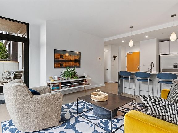 2nd image of 88 Wareham St #401