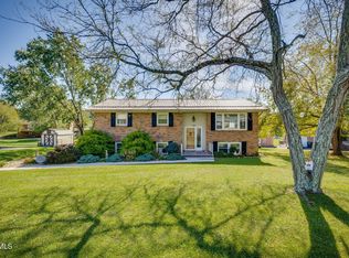 142 Freedom Rd, Bristol, VA 24201