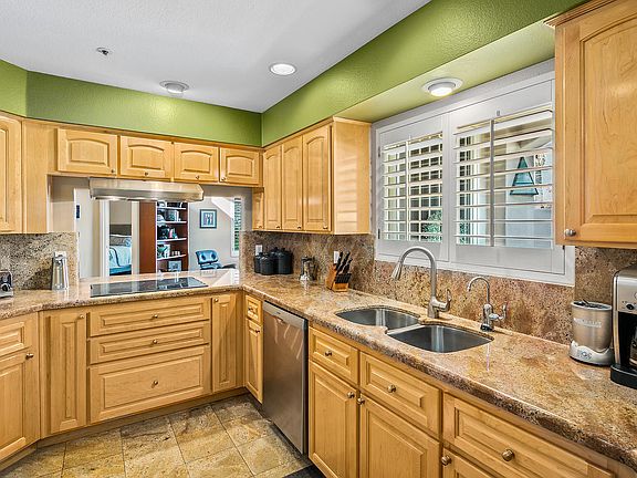 3rd image of 7762 E Lakeview Ct