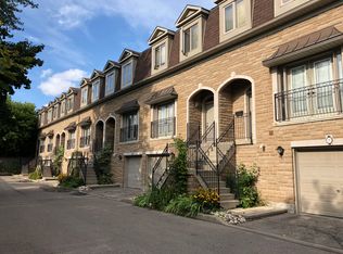 9 Halcyon Ln, Toronto, ON M2M4M5