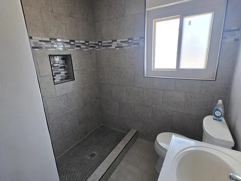 323 Mary Jeanne Ln — Photo 4