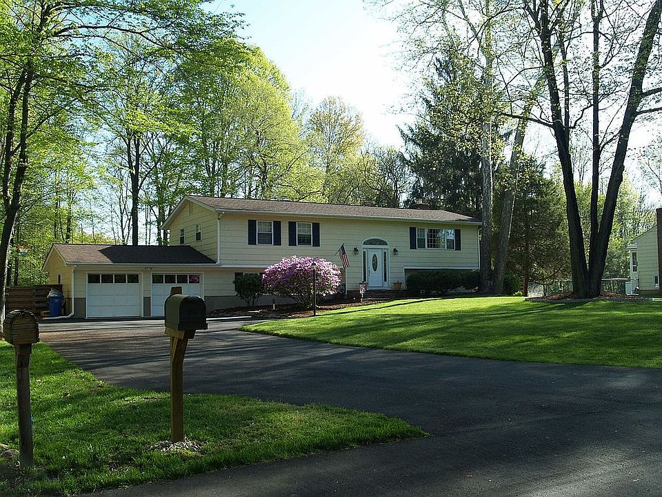 205 Ten Eyck Rd