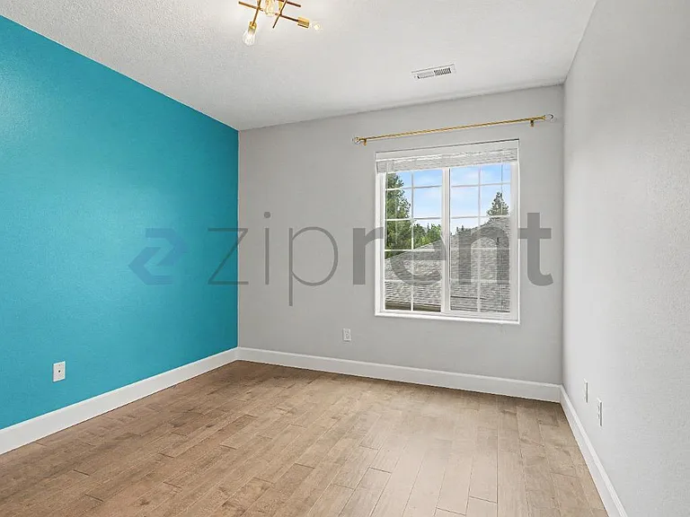 19719 Nevin Ct — Photo 26