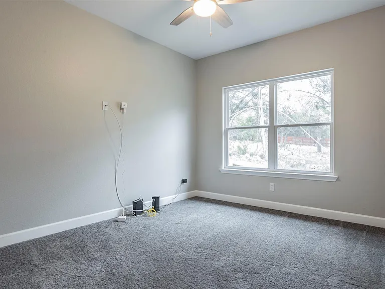 2718 Leslie Ln — Photo 20
