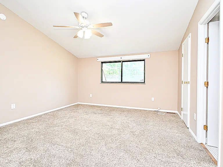 7752 Montgomery Rd #84 — Photo 26
