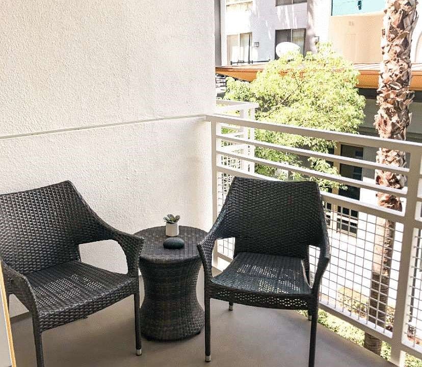 21301 Erwin St Woodland Hills, CA, 91367 Apartments for Rent Zillow