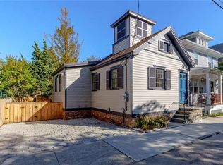 71 3rd St, Newport, RI 02840