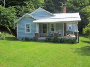 147 Rockdale Rd, Bakersville, NC 28705